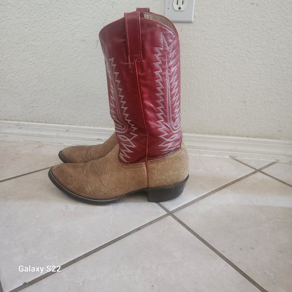 Boots - Picture 2 of 2